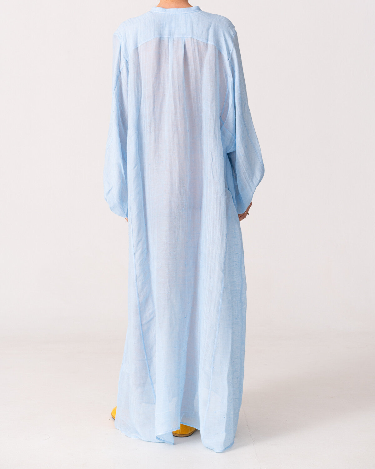 The invisible dress